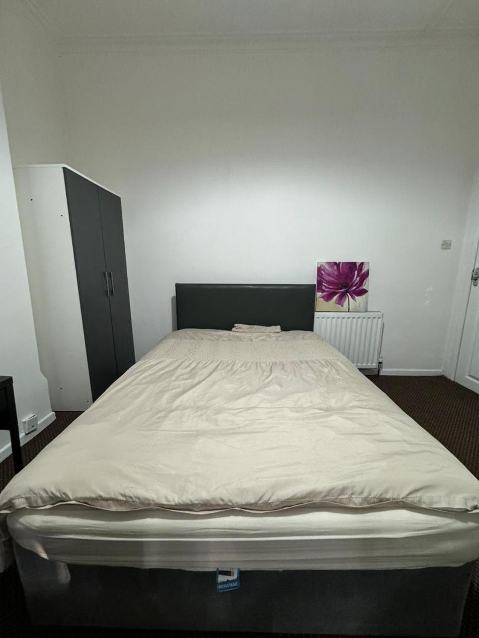 Nice Ensuite Near Cricket Ground Nottingham Exterior foto